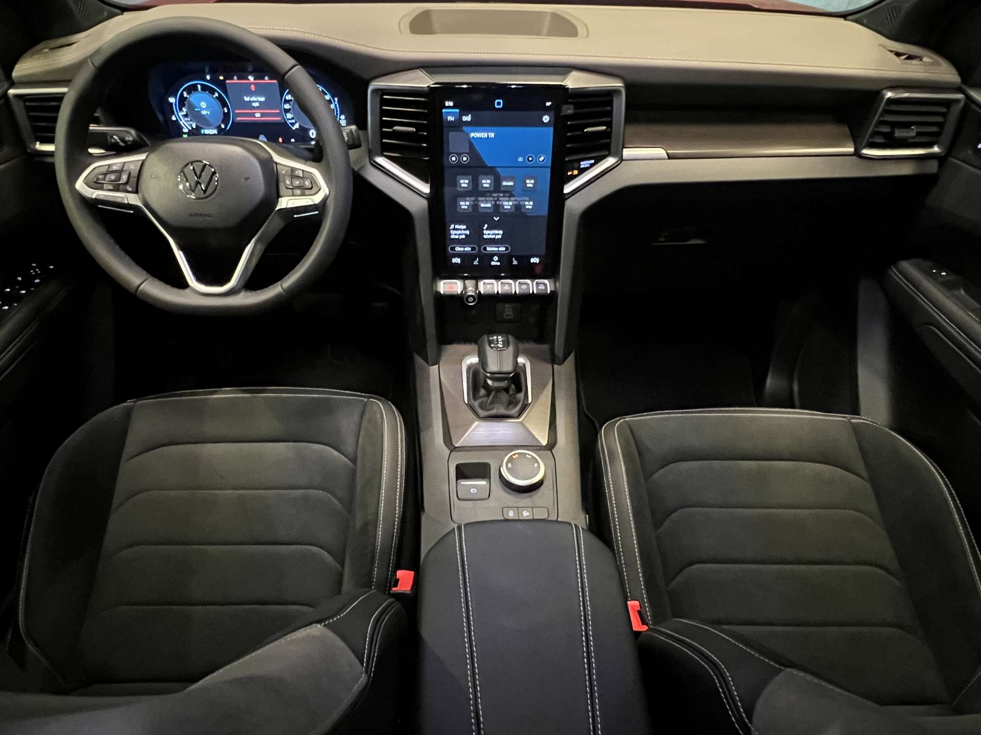 VOLKSWAGEN AMAROK 2.0 TDI STYLE PLUS KIRMIZI