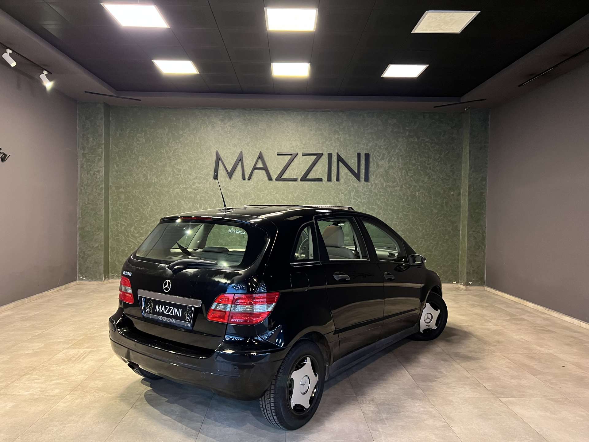 MERCEDES BENZ B150 BOYUT